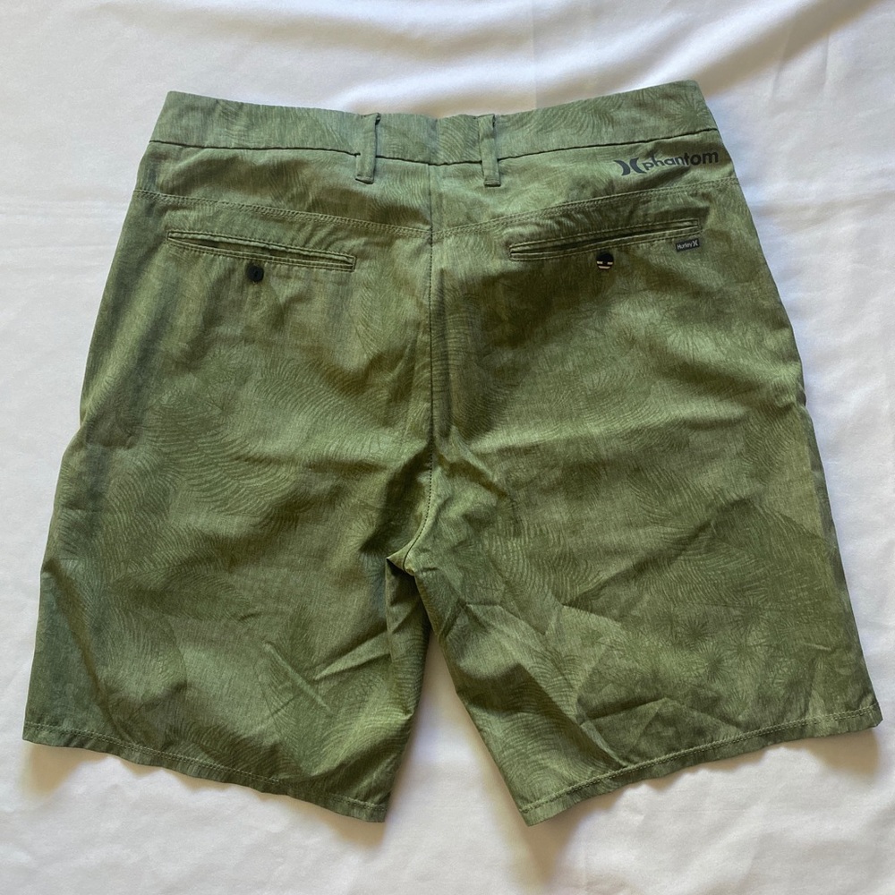 Hurley Phantom size 31 green  boardshorts